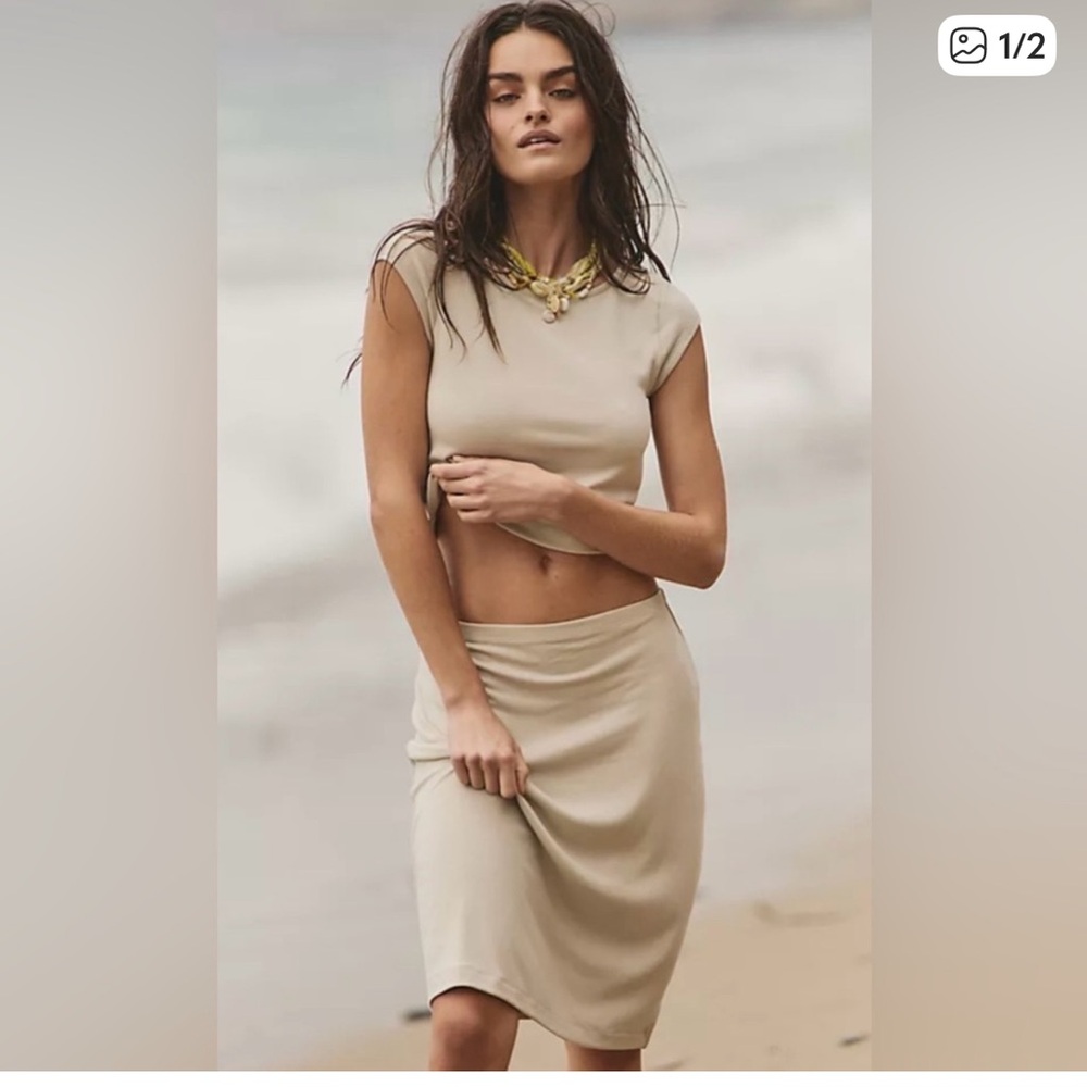 NWT FREE PEOPLE FREE EST GOOD
FEELS TEE SKIRT SET - Picture 1 of 2